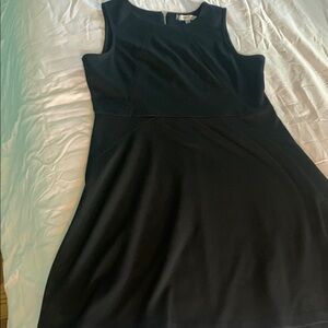 Jennifer Lopez Black Sheath Mini Dress Crew Neck Sleeveless